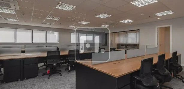 Conjunto Comercial / Sala para alugar, 300m² no Cidade Monções, São Paulo