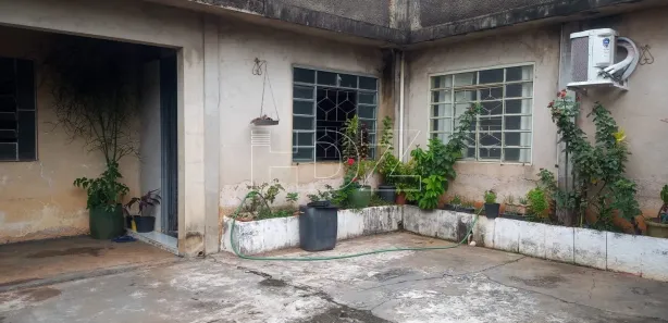 Conjunto Comercial / Sala com 3 Quartos à venda, 121m² no Doutor Tancredo de Almeida Neves, Araraquara