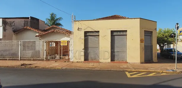 Loja / Salão / Ponto Comercial à venda, 651m² no Centro, Sertãozinho
