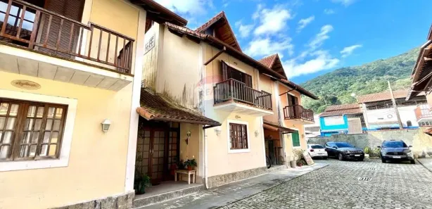 Casa de Condomínio com 3 Quartos à venda, 148m² no São Sebastião, Petrópolis
