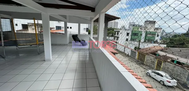 Sobrado com 3 Quartos à venda, 391m² no Jardim Vitória, Itabuna