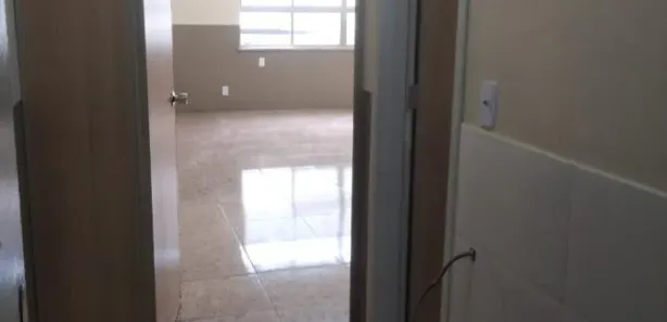 Conjunto Comercial / Sala para alugar, 59m² no Centro, Duque de Caxias