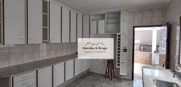 Sobrado com 3 Quartos à venda, 300m² no Gopoúva, Guarulhos