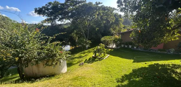 Fazenda / Sítio / Chácara com 6 Quartos à venda, 40000m² no , Chã Grande
