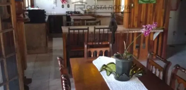 Fazenda / Sítio / Chácara com 3 Quartos à venda, 183m² no Itapecerica, Salto