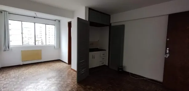 Apartamento com 1 Quarto para alugar, 25m² no Centro, Curitiba