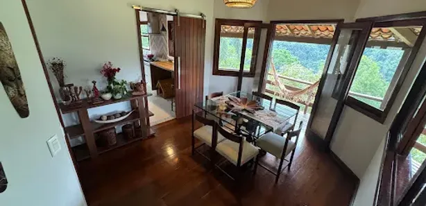 Casa de Condomínio com 3 Quartos para venda ou aluguel, 233m² no Itaipu, Niterói