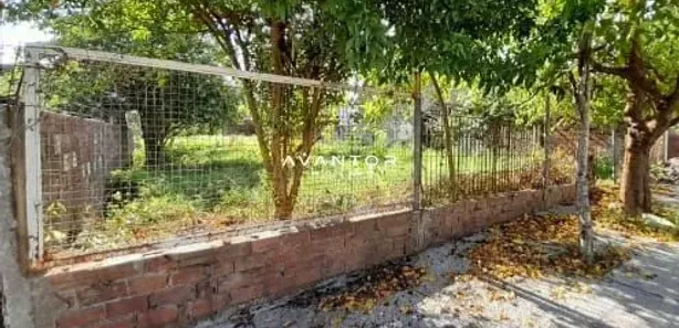 Terreno / Lote / Condomínio para alugar, 516m² no São José, Santa Maria