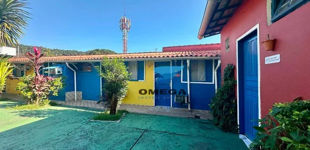 Hotel / Motel / Pousada com 11 Quartos à venda, 320m² no Jardim Las Palmas, Guarujá