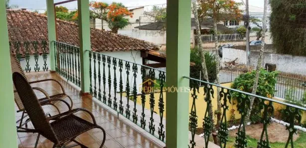Casa com 5 Quartos para venda ou aluguel, 180m² no Centro, Rio das Ostras