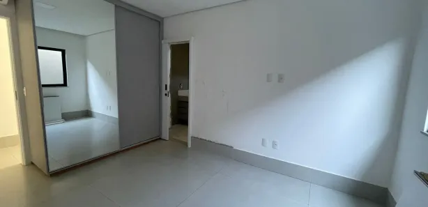 Casa de Condomínio com 4 Quartos para alugar, 280m² no Setor Habitacional Vicente Pires - Trecho 3, Brasília