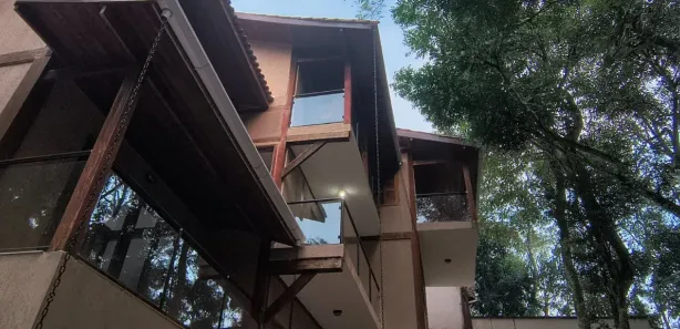 Casa de Condomínio com 3 Quartos para venda ou aluguel, 400m² no Roseira, Mairiporã