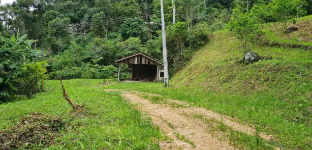Fazenda / Sítio / Chácara com 2 Quartos à venda, 17000m² no , Águas Mornas