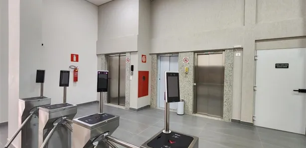 Conjunto Comercial / Sala à venda, 31m² no Betim Industrial, Betim