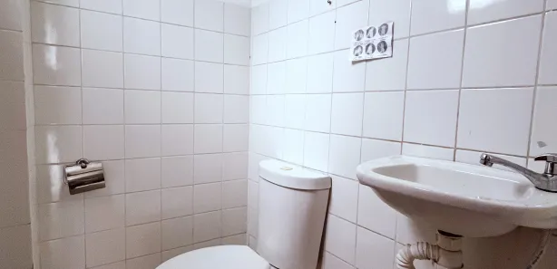 Loja / Salão / Ponto Comercial para alugar, 60m² no Nogueira, Petrópolis