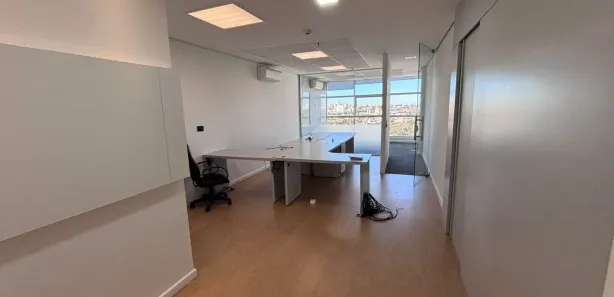 Andar / Laje corporativa para alugar, 42m² no Gleba Fazenda Palhano, Londrina
