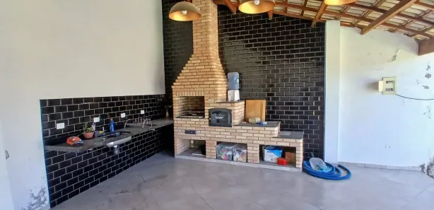 Fazenda / Sítio / Chácara com 5 Quartos para venda ou aluguel, 350m² no Curral, Ibiúna