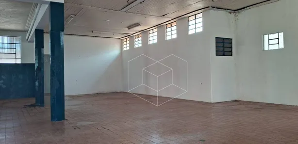 Galpão / Depósito / Armazém para alugar, 780m² no Dois Córregos, Dois Córregos