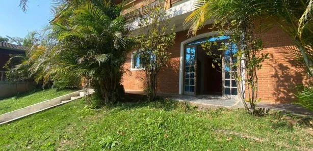Sobrado com 3 Quartos para venda ou aluguel, 300m² no Olaria, Itapecerica da Serra
