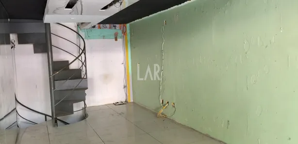 Loja / Salão / Ponto Comercial à venda, 70m² no Savassi, Belo Horizonte