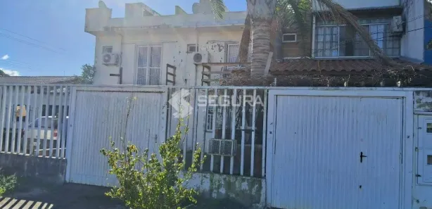 Sobrado com 3 Quartos à venda, 130m² no Niterói, Canoas