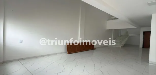 Sobrado com 3 Quartos à venda, 136m² no Centro, Timon