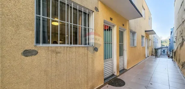 Casa de Condomínio com 2 Quartos à venda, 60m² no Baronesa, Osasco