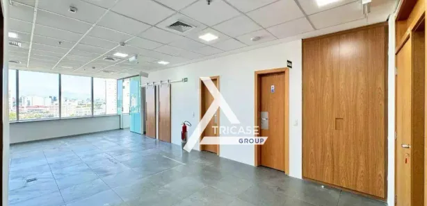 Conjunto Comercial / Sala para alugar, 114m² no Várzea de Baixo, São Paulo