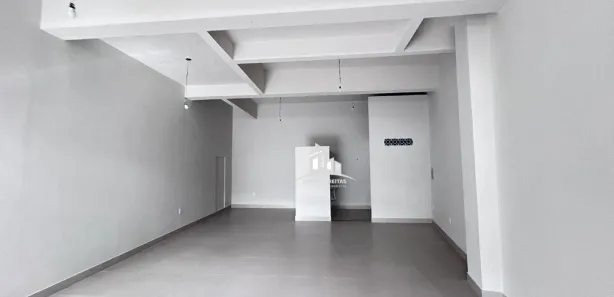 Loja / Salão / Ponto Comercial para alugar, 72m² no São João, Volta Redonda
