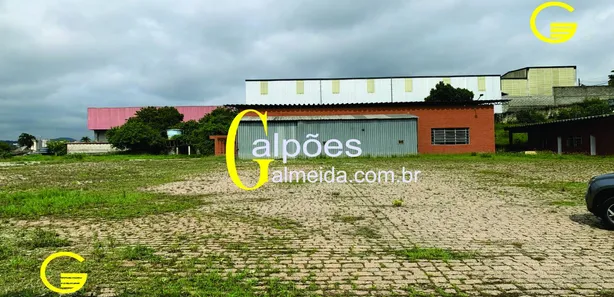 Galpão / Depósito / Armazém à venda, 700m² no Chácara do Solar I (Fazendinha), Santana de Parnaíba