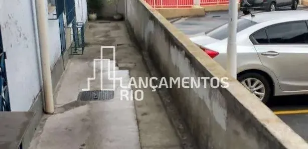 Galpão / Depósito / Armazém para venda ou aluguel, 2000m² no Cascadura, Rio de Janeiro