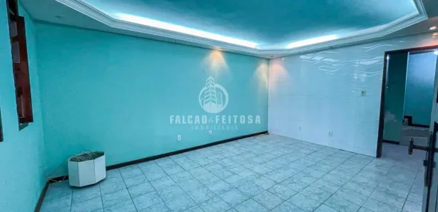 Casa com 4 Quartos à venda, 196m² no Cajazeiras VI, Salvador