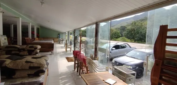 Casa Comercial à venda, 900m² no Sampaio Correia (Sampaio Correia), Saquarema