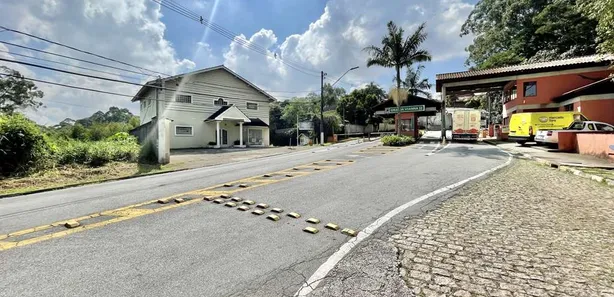 Loja / Salão / Ponto Comercial à venda, 228m² no Granja Viana II, Cotia