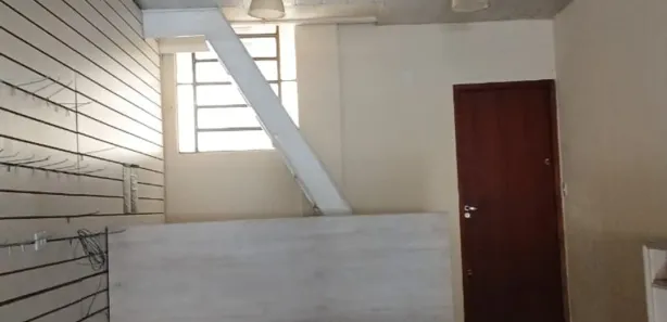 Galpão / Depósito / Armazém para alugar, 100m² no Centro, Niterói