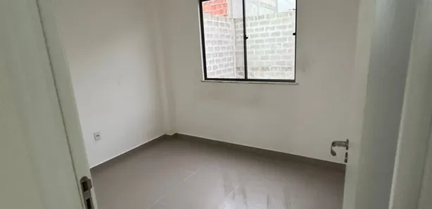 Casa de Condomínio com 2 Quartos para alugar, 55m² no Papagaio, Feira de Santana