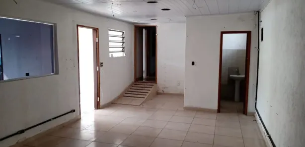 Foto do imóvel - Amplo imóvel comercial disponível para alugar!