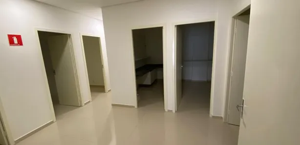 Loja / Salão / Ponto Comercial para alugar, 209m² no Centro, Cascavel
