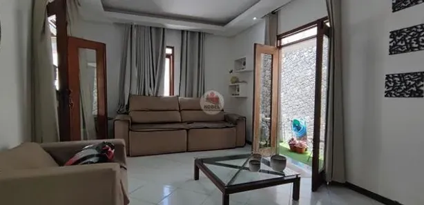 Casa com 5 Quartos para venda ou aluguel, 300m² no São João, Feira de Santana