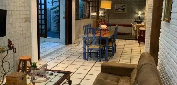 Casa com 4 Quartos para alugar, 208m² no Atalaia, Aracaju