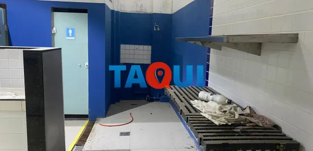 Loja / Salão / Ponto Comercial para alugar, 300m² no Jardim Esperança, Cabo Frio
