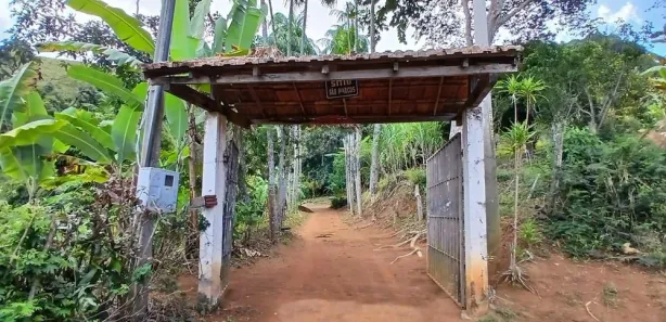 Fazenda / Sítio / Chácara com 2 Quartos à venda, 16200m² no , Bom Jardim
