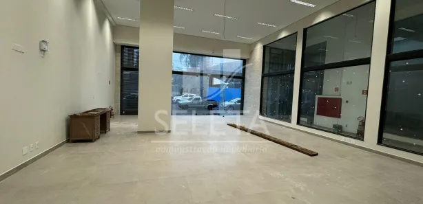 Loja / Salão / Ponto Comercial para alugar, 90m² no Centro, Cascavel