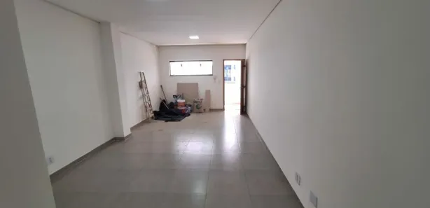Casa Comercial para alugar, 35m² no Vila Santa Luzia, Taboão da Serra