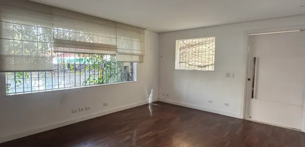 Sobrado com 3 Quartos para venda ou aluguel, 220m² no Vila Madalena, São Paulo