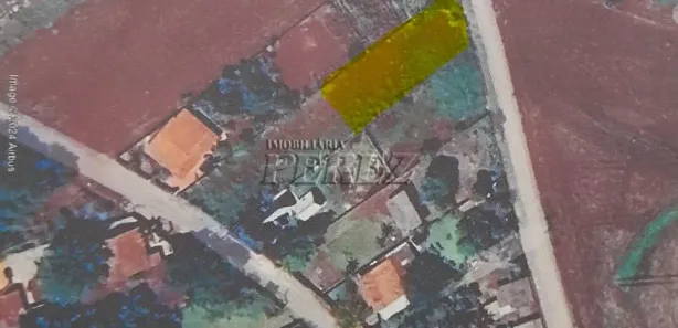 Terreno / Lote / Condomínio à venda, 700m² no , Primeiro de Maio