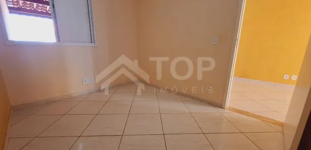 Casa de Condomínio com 3 Quartos para venda ou aluguel, 60m² no Jardim Ipanema, São Carlos