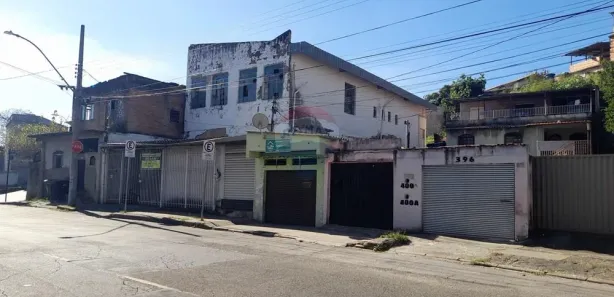Galpão / Depósito / Armazém à venda, 386m² no Nova Esperança, Belo Horizonte