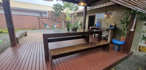 Casa com 2 Quartos para alugar, 80m² no Centro, Penha