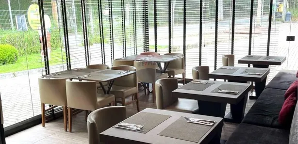Loja / Salão / Ponto Comercial à venda, 50m² no Mossunguê, Curitiba